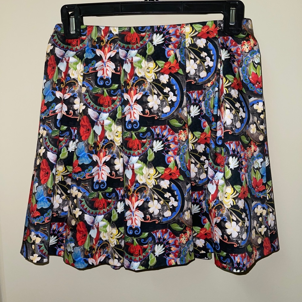 Alice + Olivia Pleaded Floral Skirt Size 2